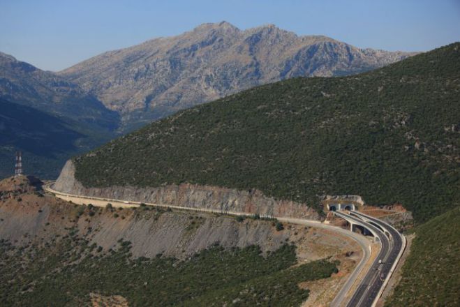 Κυκλοφοριακές ρυθμίσεις στη σήραγγα της Στέρνας