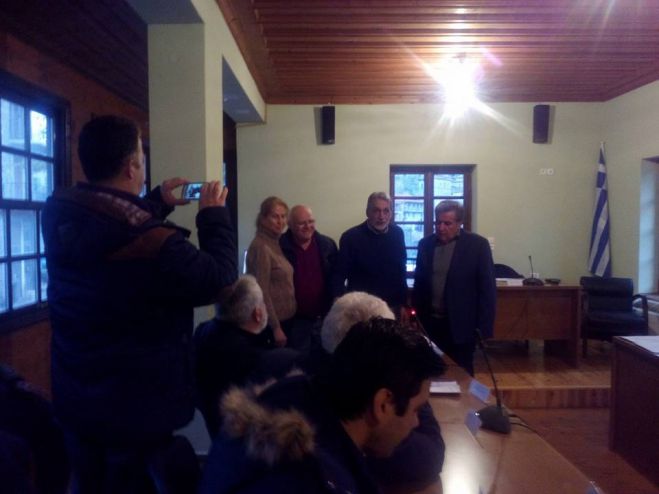 &Kappa;&omicron;&pi;ή &pi;ί&tau;&alpha;&sigmaf; &sigma;&tau;&omicron; &Delta;&eta;&mu;&omicron;&tau;&iota;&kappa;ό &Sigma;&upsilon;&mu;&beta;&omicron;ύ&lambda;&iota;&omicron; &Gamma;&omicron;&rho;&tau;&upsilon;&nu;ί&alpha;&sigmaf; - &Pi;&omicron;&iota;&alpha; &kappa;έ&rho;&delta;&iota;&sigma;&epsilon; &tau;&omicron; &phi;&lambda;&omicron;&upsilon;&rho;ί!