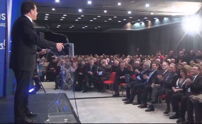 Έ&pi;&alpha;&theta;&epsilon; ... &lambda;ά&sigma;&tau;&iota;&chi;&omicron; &omicron; Ά&delta;&omega;&nu;&iota;&sigmaf;, &kappa;&alpha;&theta;ώ&sigmaf; &epsilon;&rho;&chi;ό&tau;&alpha;&nu; &sigma;&tau;&eta;&nu; &Tau;&rho;ί&pi;&omicron;&lambda;&eta;!