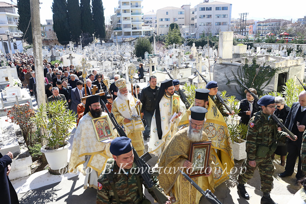 &Kappa;&upsilon;&rho;&iota;&alpha;&kappa;ή &tau;&eta;&sigmaf; &Omicron;&rho;&theta;&omicron;&delta;&omicron;&xi;ί&alpha;&sigmaf; &sigma;&tau;&omicron;&nu; &Iota;&epsilon;&rho;ό &Nu;&alpha;ό &Mu;&epsilon;&tau;&alpha;&mu;&omicron;&rho;&phi;ώ&sigma;&epsilon;&omega;&sigmaf; &tau;&omicron;&upsilon; &Sigma;&omega;&tau;ή&rho;&omicron;&sigmaf; &Tau;&rho;&iota;&pi;ό&lambda;&epsilon;&omega;&sigmaf; (&epsilon;&iota;&kappa;ό&nu;&epsilon;&sigmaf;)