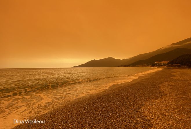 Εντυπωσιακές εικόνες από την αφρικανική σκόνη στα Πούλιθρα Αρκαδίας!