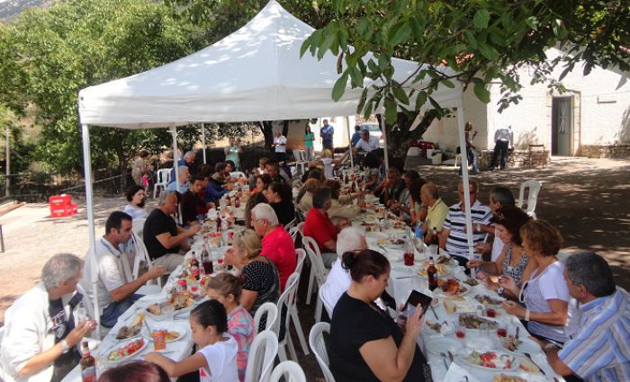 1&omicron; &alpha;&nu;&tau;ά&mu;&omega;&mu;&alpha; &tau;&omega;&nu; &Tau;&sigma;&epsilon;&mu;&pi;&epsilon;&tau;&zeta;έ&omega;&nu; &sigma;&tau;&eta;&nu; &Kappa;ώ&mu;&eta; &hellip; &kappa;&alpha;&iota; &tau;&alpha; &kappa;&alpha;&lambda;ύ&tau;&epsilon;&rho;&alpha; έ&rho;&chi;&omicron;&nu;&tau;&alpha;&iota;! (&epsilon;&iota;&kappa;ό&nu;&epsilon;&sigmaf;)