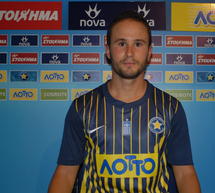 &Omicron; &Alpha;&lambda;&beta;ά&rho;&omicron;
&Gamma;&kappa;&alpha;&rho;&sigma;ί&alpha; &sigma;&tau;&omicron;&nu; &Alpha;&sigma;&tau;έ&rho;&alpha;