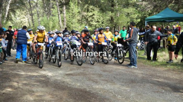Αγώνας ποδηλασίας για… μικρούς στο άλσος Αγίου Γεωργίου στην Τρίπολη (vd)!
