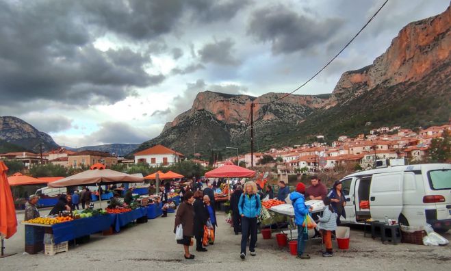 &Tau;&eta;&nu; &Tau;&rho;ί&tau;&eta; &tau;&omicron;&upsilon; &Pi;ά&sigma;&chi;&alpha; &theta;&alpha; &lambda;&epsilon;&iota;&tau;&omicron;&upsilon;&rho;&gamma;ή&sigma;&epsilon;&iota; &eta; &lambda;&alpha;ϊ&kappa;ή &alpha;&gamma;&omicron;&rho;ά &sigma;&tau;&omicron; &Lambda;&epsilon;&omega;&nu;ί&delta;&iota;&omicron;