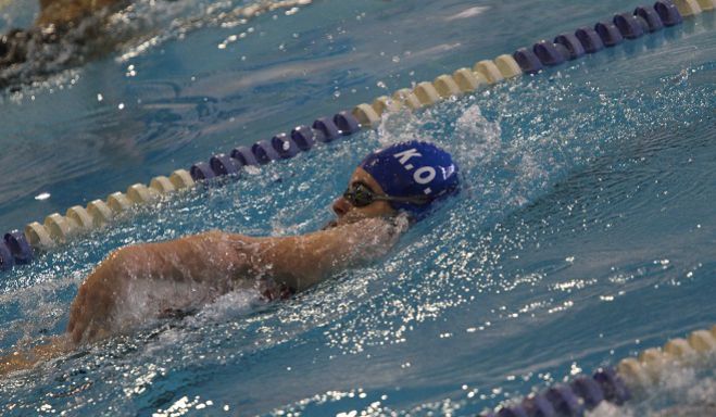 &Mu;&epsilon; &tau;&rho;ί&alpha; &mu;&epsilon;&tau;ά&lambda;&lambda;&iota;&alpha; &gamma;ύ&rho;&iota;&sigma;&epsilon; &omicron; &Kappa;&Omicron;&Alpha;&Tau; &alpha;&pi;ό &tau;&omicron; &Pi;&epsilon;&rho;&iota;&sigma;&tau;έ&rho;&iota;!