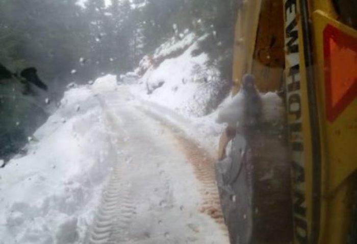 Κακοκαιρία | Απεγκλωβίστηκε βοσκός σε δύσβατη περιοχή του Βαλτεσινίκου