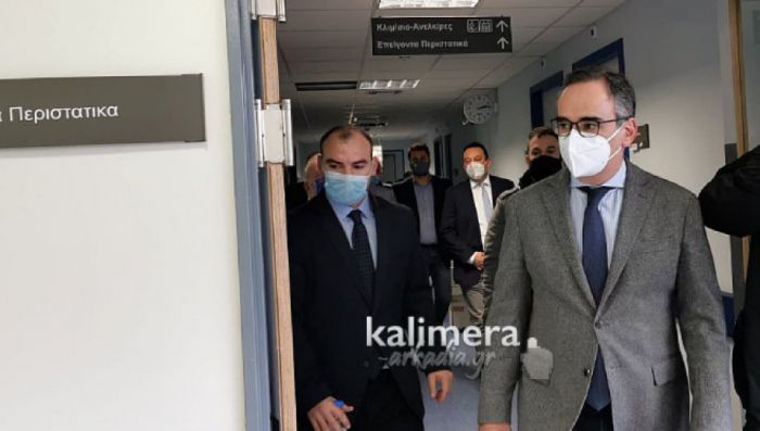 Covid 19 | Εμβολιάζεται την Τρίτη ο Αρκάς Υφυπουργός Υγείας Βασίλης Κοντοζαμάνης