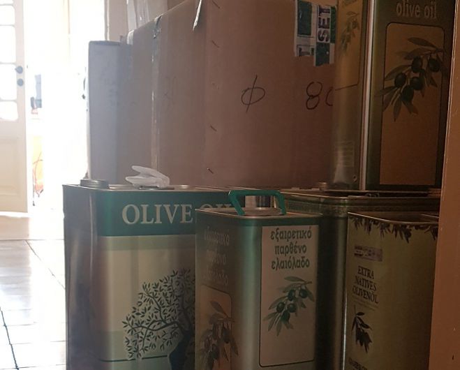Τρόφιμα για την &quot;Κιβωτό του Κόσμου&quot; από τον τοπικό ΣΥΡΙΖΑ!