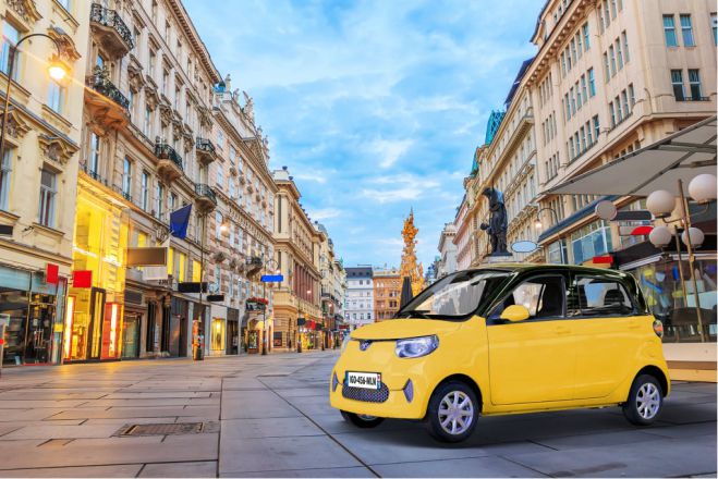 Έ&rho;&chi;&epsilon;&tau;&alpha;&iota; &sigma;&tau;&eta;&nu; &Epsilon;&upsilon;&rho;ώ&pi;&eta; &tau;&omicron; &phi;&theta;&eta;&nu;ό &eta;&lambda;&epsilon;&kappa;&tau;&rho;&iota;&kappa;ό &alpha;&upsilon;&tau;&omicron;&kappa;ί&nu;&eta;&tau;&omicron; &tau;&omega;&nu; 12.000 &epsilon;&upsilon;&rho;ώ