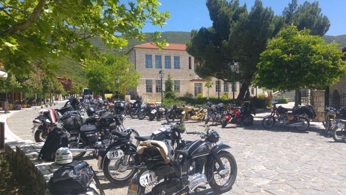 Με κλασικές μηχανές μίας άλλης εποχής γέμισε το Ελληνικό Γορτυνίας! (εικόνες)