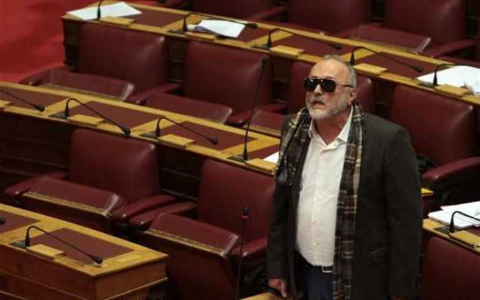 &Kappa;&omicron;&upsilon;&rho;&omicron;&upsilon;&mu;&pi;&lambda;ή&sigmaf; | &Delta;&epsilon;&nu; &pi;&alpha;ί&rho;&nu;&epsilon;&iota; &pi;ί&sigma;&omega; &tau;&omicron;&nu; &chi;&alpha;&rho;&alpha;&kappa;&tau;&eta;&rho;&iota;&sigma;&mu;ό &laquo;&delta;&omicron;&lambda;&omicron;&phi;ό&nu;&omicron;&iota;&raquo; &gamma;&iota;&alpha; &tau;&omicron;&upsilon;&sigmaf; &beta;&omicron;&upsilon;&lambda;&epsilon;&upsilon;&tau;έ&sigmaf; &tau;&eta;&sigmaf; &Nu;&Delta;