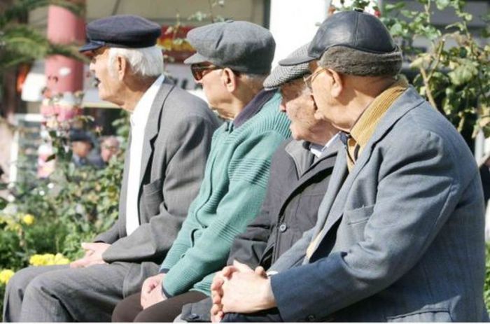 «Σύνταξη στα 72» φέρνει το υψηλότερο προσδόκιμο ζωής