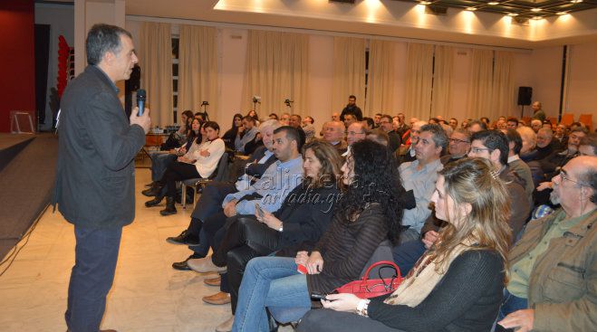 Θεοδωράκης από την Τρίπολη: &quot;ο ΣΥΡΙΖΑ πιστεύει ότι η πολιτική είναι απλώς ένα παιχνίδι μαγείας&quot;(vd)