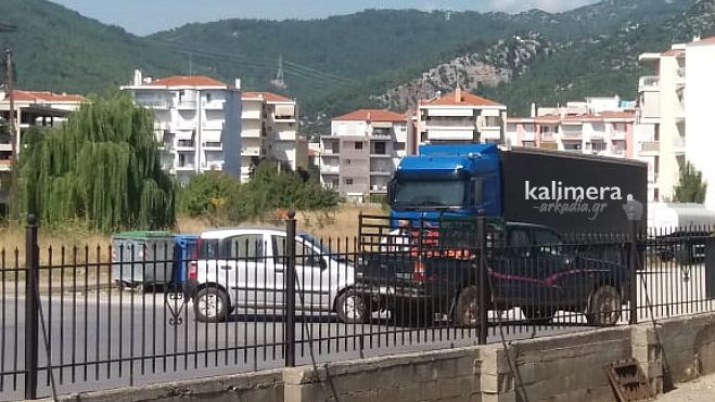 Τροχαίο ατύχημα το πρωί στην Τρίπολη (εικόνες)
