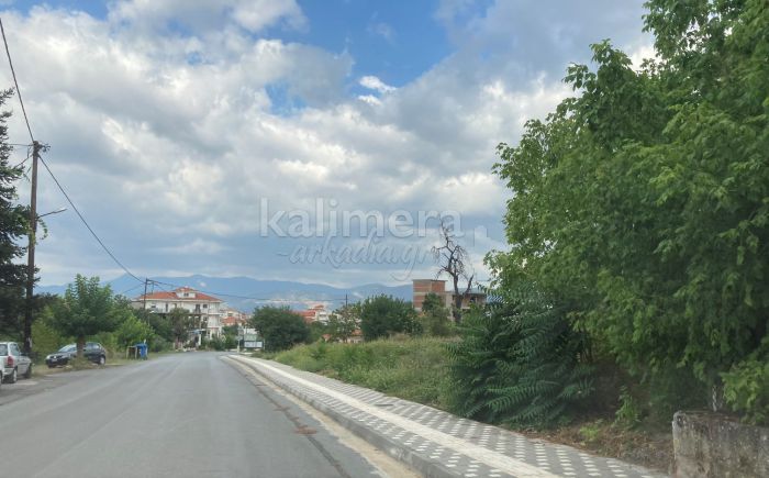 &Upsilon;&pi;&omicron;&gamma;&rho;&alpha;&phi;έ&sigmaf; &gamma;&iota;&alpha; &nu;έ&alpha; &pi;&epsilon;&zeta;&omicron;&delta;&rho;ό&mu;&iota;&alpha; &sigma;&tau;&eta;&nu; &Tau;&rho;ί&pi;&omicron;&lambda;&eta; | &Tau;&zeta;&iota;&omicron;ύ&mu;&eta;&sigmaf;: &laquo;&Alpha;&upsilon;&xi;ά&nu;&omicron;&upsilon;&mu;&epsilon; &tau;&eta;&nu; &alpha;&sigma;&phi;ά&lambda;&epsilon;&iota;&alpha; &tau;&omega;&nu; &pi;&epsilon;&zeta;ώ&nu;&raquo;