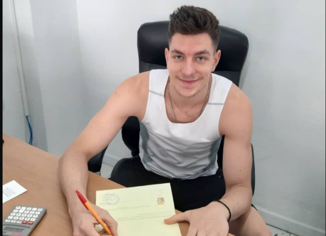 &Omicron; &Alpha;&sigma;&tau;&rho;&iota;&nu;ό&sigmaf; &Mu;&alpha;&nu;&tau;ί&kappa;&omicron;&sigmaf; &sigma;&tau;&omicron;&upsilon;&sigmaf; &Delta;&rho;&omicron;&mu;&epsilon;ί&sigmaf;