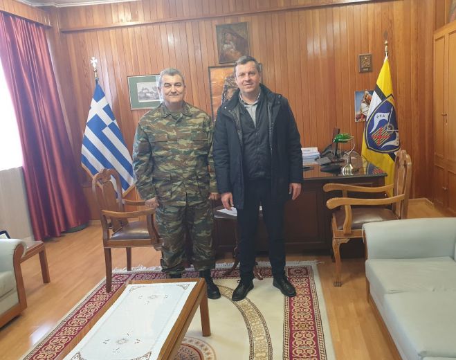 &Epsilon;&theta;&iota;&mu;&omicron;&tau;&upsilon;&pi;&iota;&kappa;ή &sigma;&upsilon;&nu;ά&nu;&tau;&eta;&sigma;&eta; &tau;&omicron;&upsilon; &Upsilon;&pi;&omicron;&sigma;&tau;&rho;&alpha;&tau;ή&gamma;&omicron;&upsilon; &Delta;&eta;&mu;&eta;&tau;&rho;έ&lambda;&lambda;&omicron;&upsilon; &mu;&epsilon; &tau;&omicron;&nu; &Delta;ή&mu;&alpha;&rho;&chi;&omicron; &Beta;ό&rho;&epsilon;&iota;&alpha;&sigmaf; &Kappa;&upsilon;&nu;&omicron;&upsilon;&rho;ί&alpha;&sigmaf;