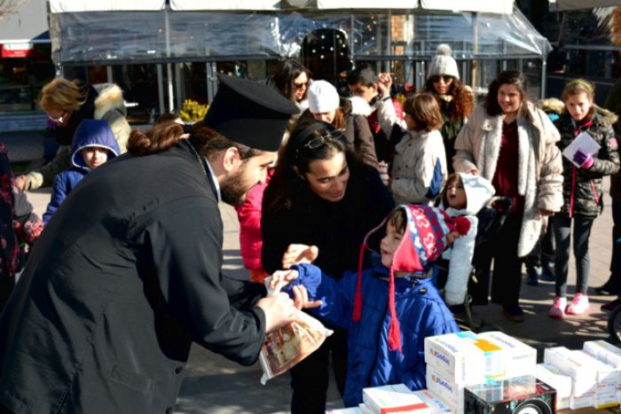 Φάρμακα για ανθρώπους που έχουν ανάγκη συγκέντρωσαν οι «Συνάξεις Νέων» της Μητρόπολης (εικόνες)