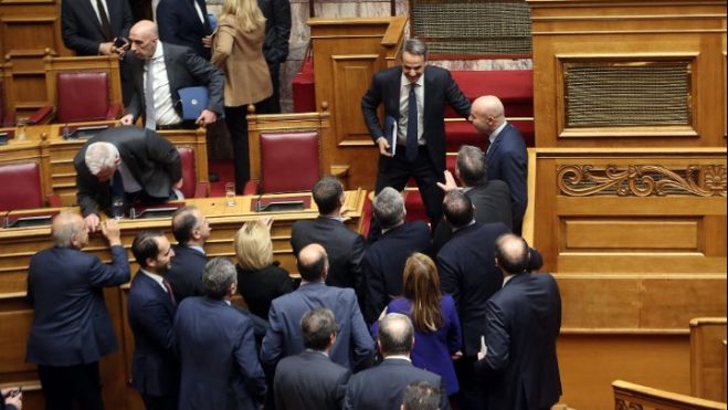 Απορρίφθηκε με 156 "Όχι" η πρόταση δυσπιστίας κατά της κυβέρνησης που υπέβαλε ο ΣΥΡΙΖΑ