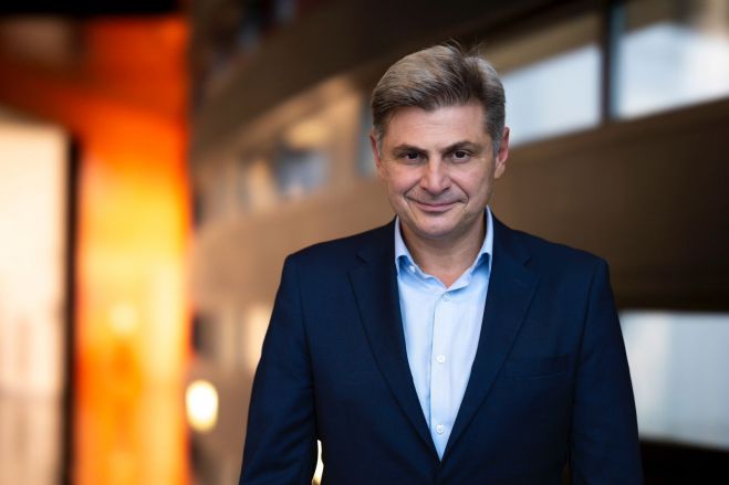 &Omicron; &Phi;&alpha;&rho;&alpha;&nu;&tau;&omicron;ύ&rho;&eta;&sigmaf; &alpha;&nu;&alpha;&kappa;&omicron;ί&nu;&omega;&sigma;&epsilon; &tau;&eta; &sigma;&upsilon;&mu;&pi;ό&rho;&epsilon;&upsilon;&sigma;ή &tau;&omicron;&upsilon; &mu;&epsilon; &tau;&omicron; &Pi;&Alpha;&Sigma;&Omicron;&Kappa;