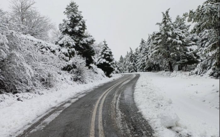 &Chi;&epsilon;&iota;&mu;&omega;&nu;&iota;ά&tau;&iota;&kappa;&omicron; &sigma;&kappa;&eta;&nu;&iota;&kappa;ό &sigma;&tau;&eta;&nu; &Alpha;&rho;&kappa;&alpha;&delta;ί&alpha; | &Chi;&iota;ό&nu;&iota;&alpha; &kappa;&alpha;&iota; &epsilon;&kappa;&chi;&iota;&omicron;&nu;&iota;&sigma;&tau;&iota;&kappa;ά &lambda;ί&gamma;&epsilon;&sigmaf; &mu;έ&rho;&epsilon;&sigmaf; &pi;&rho;&iota;&nu; &tau;&omicron;&nu; &Alpha;&pi;&rho;ί&lambda;&iota;&omicron;! (vd)