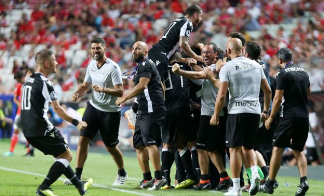 &Delta;&epsilon;&nu; &chi;ά&nu;&epsilon;&iota; ... &mu;&epsilon; &tau;ί&pi;&omicron;&tau;&alpha; &omicron; &Pi;&Alpha;&Omicron;&Kappa; - &Tau;&epsilon;&rho;ά&sigma;&tau;&iota;&alpha; &iota;&sigma;&omicron;&pi;&alpha;&lambda;ί&alpha; &sigma;&tau;&eta;&nu; &Pi;&omicron;&rho;&tau;&omicron;&gamma;&alpha;&lambda;ί&alpha; - &Mu;&iota;&alpha; &alpha;&nu;ά&sigma;&alpha; &alpha;&pi;ό &tau;&omicron;&upsilon;&sigmaf; &omicron;&mu;ί&lambda;&omicron;&upsilon;&sigmaf; &tau;&omicron;&upsilon; C.L. (vd)