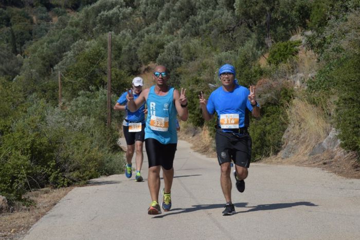 Tyros Run &gamma;&iota;&alpha; 3&eta; &chi;&rho;&omicron;&nu;&iota;ά &sigma;&tau;&eta;&nu; &pi;&alpha;&rho;&alpha;&lambda;&iota;&alpha;&kappa;ή &Alpha;&rho;&kappa;&alpha;&delta;ί&alpha;!