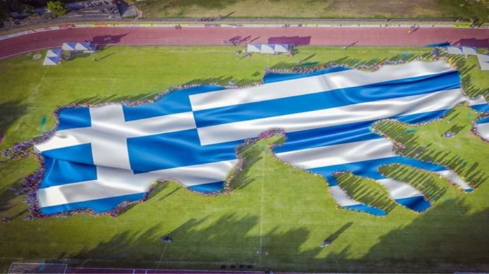 &Chi;&omicron;&rho;&epsilon;&upsilon;&tau;έ&sigmaf; &sigma;&tau;&eta;&nu; &Pi;έ&lambda;&lambda;&alpha; &sigma;&chi;&eta;&mu;ά&tau;&iota;&sigma;&alpha;&nu; &mu;&epsilon; &tau;&alpha; &sigma;ώ&mu;&alpha;&tau;ά &tau;&omicron;&upsilon;&sigmaf; &tau;&eta; &Mu;&alpha;&kappa;&epsilon;&delta;&omicron;&nu;ί&alpha;! (&epsilon;&iota;&kappa;ό&nu;&epsilon;&sigmaf;)