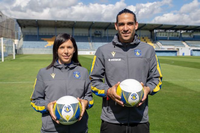 &Alpha;&sigma;&tau;έ&rho;&alpha;&sigmaf; | Matias Iglesias &kappa;&alpha;&iota; &Pi;έ&nu;&nu;&upsilon; &Alpha;&nu;&alpha;&sigma;&tau;&omicron;&pi;&omicron;ύ&lambda;&omicron;&upsilon; &gamma;&iota;&alpha; &tau;&eta;&nu; &Epsilon;&upsilon;&rho;&omega;&pi;&alpha;ϊ&kappa;ή &Epsilon;&beta;&delta;&omicron;&mu;ά&delta;&alpha; &Sigma;&chi;&omicron;&lambda;&iota;&kappa;&omicron;ύ &Alpha;&theta;&lambda;&eta;&tau;&iota;&sigma;&mu;&omicron;ύ (vd)