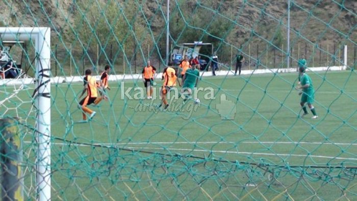 Έ&nu;&omicron;&pi;&lambda;&epsilon;&sigmaf; &Delta;&upsilon;&nu;ά&mu;&epsilon;&iota;&sigmaf;: &Sigma;&tau;&eta;&nu; &Tau;&rho;ί&pi;&omicron;&lambda;&eta; &omicron; &tau;&epsilon;&lambda;&iota;&kappa;ό&sigmaf; &pi;&omicron;&delta;&omicron;&sigma;&phi;&alpha;ί&rho;&omicron;&upsilon;!