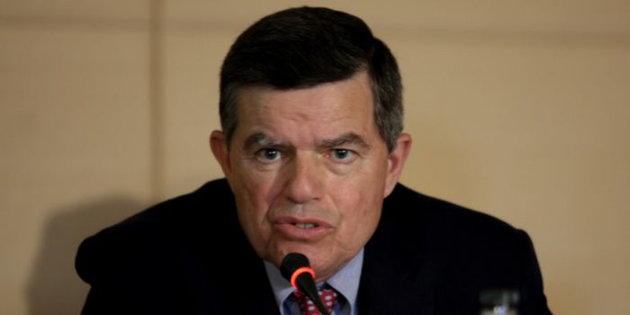 &Omicron; &Alpha;&rho;&kappa;ά&sigmaf; &epsilon;&phi;&omicron;&pi;&lambda;&iota;&sigma;&tau;ή&sigmaf; &Theta;&alpha;&nu;ά&sigma;&eta;&sigmaf; &Mu;&alpha;&rho;&tau;ί&nu;&omicron;&sigmaf; &alpha;&nu;&alpha;&lambda;&alpha;&mu;&beta;ά&nu;&epsilon;&iota; &nu;έ&omicron;&sigmaf; &pi;&omicron;&lambda;&iota;&tau;&iota;&kappa;ό&sigmaf; &delta;&iota;&omicron;&iota;&kappa;&eta;&tau;ή&sigmaf; &tau;&omicron;&upsilon; &Alpha;&gamma;ί&omicron;&upsilon; &Omicron;&rho;&omicron;&upsilon;&sigmaf;