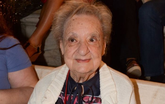 "Έφυγε" η Ροζίτα Σώκου | Είχε εισαχθεί στο νοσοκομείο με κορωνοϊό