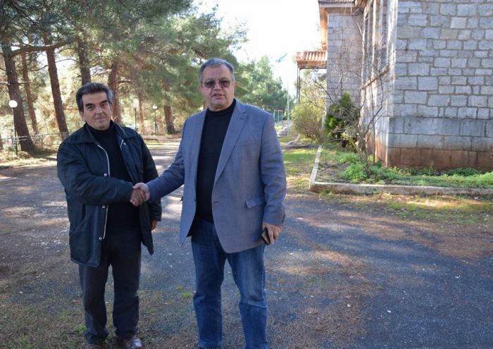 &Omicron;&iota; &epsilon;&upsilon;&chi;&alpha;&rho;&iota;&sigma;&tau;ί&epsilon;&sigmaf; &Mu;έ&gamma;&gamma;&omicron;&upsilon; &gamma;&iota;&alpha; &tau;&eta;&nu; ά&mu;&epsilon;&sigma;&eta; &alpha;&pi;&omicron;&kappa;&alpha;&tau;ά&sigma;&tau;&alpha;&sigma;&eta; &tau;&omicron;&upsilon; &delta;&eta;&mu;&omicron;&tau;&iota;&kappa;&omicron;ύ &sigma;&chi;&omicron;&lambda;&epsilon;ί&omicron;&upsilon; &Epsilon;&lambda;&alpha;&iota;&omicron;&chi;&omega;&rho;ί&omicron;&upsilon;