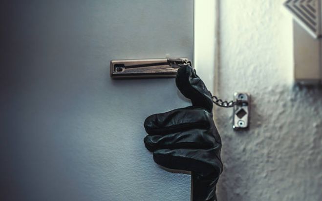 &Delta;&iota;ά&rho;&rho;&eta;&xi;&eta; &sigma;&pi;&iota;&tau;&iota;&omicron;ύ &sigma;&tau;&eta;&nu; &Tau;&rho;ί&pi;&omicron;&lambda;&eta; - &Sigma;&upsilon;&nu;&epsilon;&lambda;ή&phi;&theta;&eta; 19&chi;&rho;&omicron;&nu;&omicron;&sigmaf;
