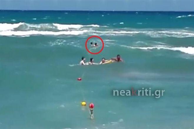 &Eta; &sigma;&tau;&iota;&gamma;&mu;ή &delta;&iota;ά&sigma;&omega;&sigma;&eta;&sigmaf; &mu;&iota;&kappa;&rho;&omicron;ύ &pi;&alpha;&iota;&delta;&iota;&omicron;ύ &alpha;&pi;ό &nu;&alpha;&upsilon;&alpha;&gamma;&omicron;&sigma;ώ&sigma;&tau;&eta; (vd)
