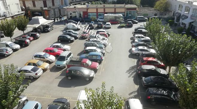 Τρίπολη | Τροχόσπιτο &quot;φράκαρε&quot; σε κεντρικό δρόμο της πόλης! (vd)