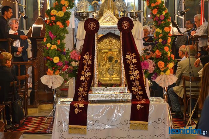 &Tau;&eta;&nu; &Epsilon;&iota;&kappa;ό&nu;&alpha; &tau;&eta;&sigmaf; &Pi;&alpha;&nu;&alpha;&gamma;ί&alpha;&sigmaf; Έ&lambda;&omega;&nu;&alpha;&sigmaf; &upsilon;&pi;&omicron;&delta;έ&chi;&epsilon;&tau;&alpha;&iota; &tau;&eta;&nu; &Pi;&alpha;&rho;&alpha;&sigma;&kappa;&epsilon;&upsilon;ή &omicron; &Kappa;&omicron;&sigma;&mu;ά&sigmaf;