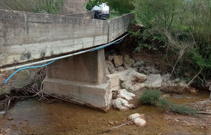 Έργα στην κατεστραμμένη γέφυρα της Πατσουριάς ζητούν στη Γορτυνία (vd)