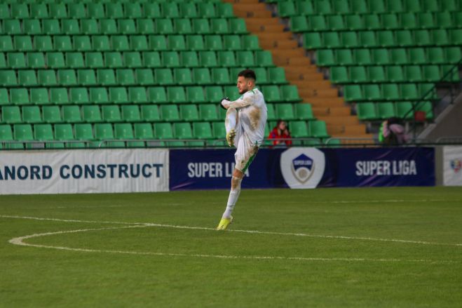 &Nu;ί&kappa;&omicron;&sigmaf; &Gamma;&iota;&alpha;&nu;&nu;&alpha;&kappa;ό&pi;&omicron;&upsilon;&lambda;&omicron;&sigmaf; | &Sigma;&tau;&eta;&nu; &Phi;&iota;&nu;&lambda;&alpha;&nu;&delta;ί&alpha; &kappa;&alpha;&iota; &tau;&eta;&nu; &Epsilon;&kappa;έ&nu;&alpha;&sigmaf; &omicron; &Alpha;&rho;&kappa;ά&sigmaf; &tau;&epsilon;&rho;&mu;&alpha;&tau;&omicron;&phi;ύ&lambda;&alpha;&kappa;&alpha;&sigmaf;