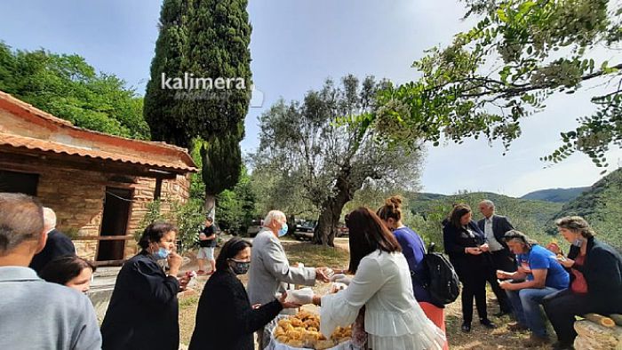 &Eta;&mu;έ&rho;&alpha; &gamma;&iota;&omicron;&rho;&tau;ή&sigmaf; &gamma;&iota;&alpha; &tau;&eta;&nu; &Alpha;&gamma;ί&alpha; &Epsilon;&iota;&rho;ή&nu;&eta; &Beta;&alpha;&lambda;&tau;&epsilon;&tau;&sigma;ί&omicron;&upsilon; (&epsilon;&iota;&kappa;ό&nu;&epsilon;&sigmaf;)