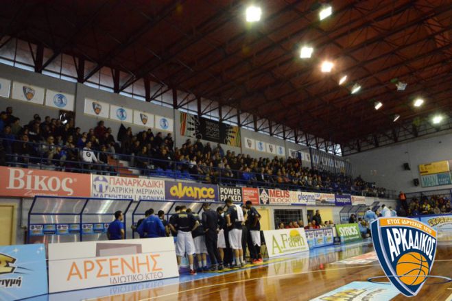 Λαύριο, Τρίκαλα και ... Κόροιβο κυνηγάει ο Αρκαδικός!
