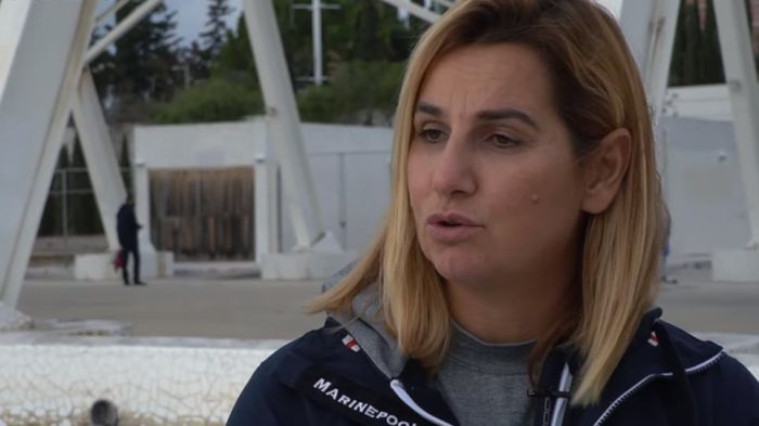 Συγκλονίζει η Μπεκατώρου μιλώντας για τον βιασμό της: "Ήθελα να τον σπάσω στο ξύλο..." (vd)