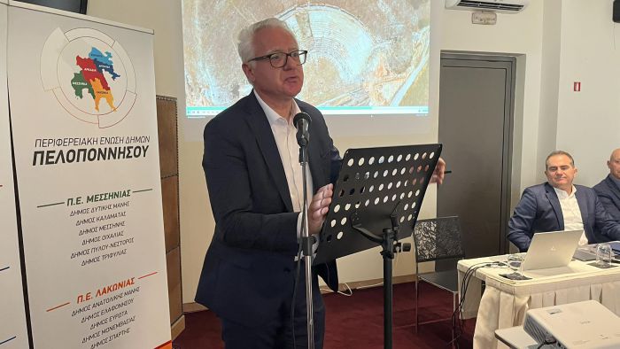 Σμυρνιώτης για Σπιτάκια Ανακύκλωσης: «Έγιναν όλες οι νόμιμες ενέργειες – Εκδόθηκε προσωρινή διαταγή που παγώνει κάθε αξίωση»