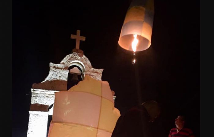 Με αερόστατα η Ανάσταση στην Πραγματευτή Κυνουρίας (εικόνες)