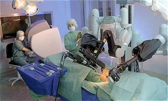 &Epsilon;&kappa;&delta;ή&lambda;&omega;&sigma;&eta; &sigma;&tau;&eta; &Mu;&epsilon;&gamma;&alpha;&lambda;ό&pi;&omicron;&lambda;&eta; &laquo;&Alpha;&pi;ό &tau;&eta;&nu; &pi;&alpha;&rho;&alpha;&delta;&omicron;&sigma;&iota;&alpha;&kappa;ή &iota;&alpha;&tau;&rho;&iota;&kappa;ή &sigma;&tau;&eta; &rho;&omicron;&mu;&pi;&omicron;&tau;&iota;&kappa;ή &chi;&epsilon;&iota;&rho;&omicron;&upsilon;&rho;&gamma;&iota;&kappa;ή&raquo;