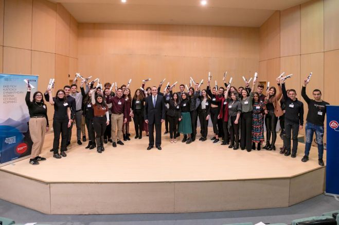 &Beta;&rho;&alpha;&beta;&epsilon;ί&alpha; &gamma;&iota;&alpha; 3&omicron; &Lambda;ύ&kappa;&epsilon;&iota;&omicron; &Tau;&rho;ί&pi;&omicron;&lambda;&eta;&sigmaf; &kappa;&alpha;&iota; &alpha;&rho;&iota;&sigma;&tau;&omicron;ύ&chi;&omicron;&upsilon;&sigmaf; &mu;&alpha;&theta;&eta;&tau;έ&sigmaf; &sigma;&tau;&eta;&nu; &Tau;&rho;ί&pi;&omicron;&lambda;&eta;