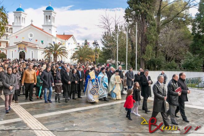 &Tau;&rho;ί&pi;&omicron;&lambda;&eta; | &Theta;&epsilon;&omicron;&phi;ά&nu;&epsilon;&iota;&alpha; &sigma;&tau;&omicron;&nu; &Pi;&rho;&omicron;&phi;ή&tau;&eta; &Eta;&lambda;ί&alpha;