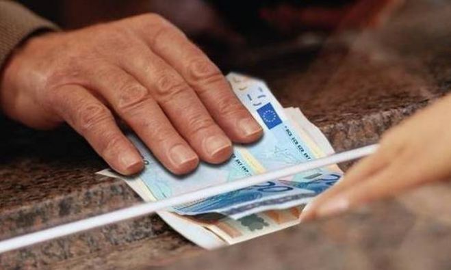 &quot;Ύποπτες&quot; όλες οι τραπεζικές συναλλαγές άνω των 1.000 ευρώ