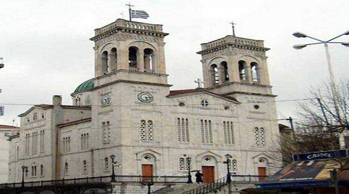 &Alpha;&nu;ά&pi;&lambda;&alpha;&sigma;&eta; &tau;&eta;&sigmaf; &kappa;&epsilon;&nu;&tau;&rho;&iota;&kappa;ή&sigmaf; &pi;&lambda;&alpha;&tau;&epsilon;ί&alpha;&sigmaf; &kappa;&alpha;&iota; &sigma;&kappa;ά&lambda;&alpha; &mu;&pi;&rho;&omicron;&sigma;&tau;ά &alpha;&pi;ό &tau;&omicron; &Nu;&alpha;ό &tau;&omicron;&upsilon; &Alpha;&gamma;ί&omicron;&upsilon; &Beta;&alpha;&sigma;&iota;&lambda;&epsilon;ί&omicron;&upsilon; &zeta;&eta;&tau;ά &eta; &Pi;&alpha;&nu;&epsilon;&lambda;&lambda;&alpha;&delta;&iota;&kappa;ή Έ&nu;&omega;&sigma;&eta; &Alpha;&rho;&kappa;ά&delta;&omega;&nu;